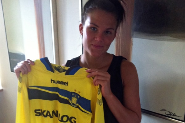 Katrine Veje har tidligere spillet i OB og Malmø - nu trækker hun i Brøndbytrøjen.