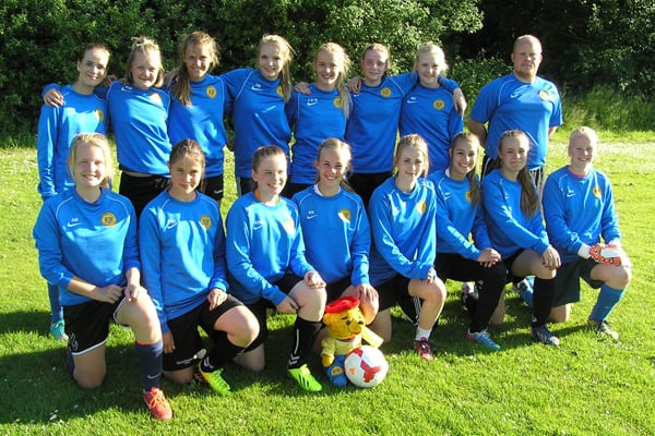 U14-pigerne fra Kjellerup har haft et rigtig godt forår, der blevet kronet med en puljesejr.