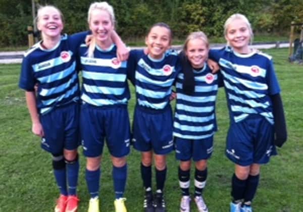 De fem BSF-piger, som er videre til DBU Sjællands næste U14-samling.