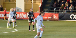 Flag på busser, konkurrencer og stærke værdier – sådan får svenskerne flere til kvindefodbold