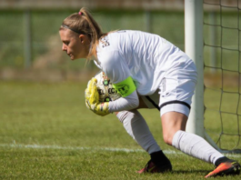 Naja Bahrenscheer vogter målet: ”Det er sjovest at være kampafgørende”