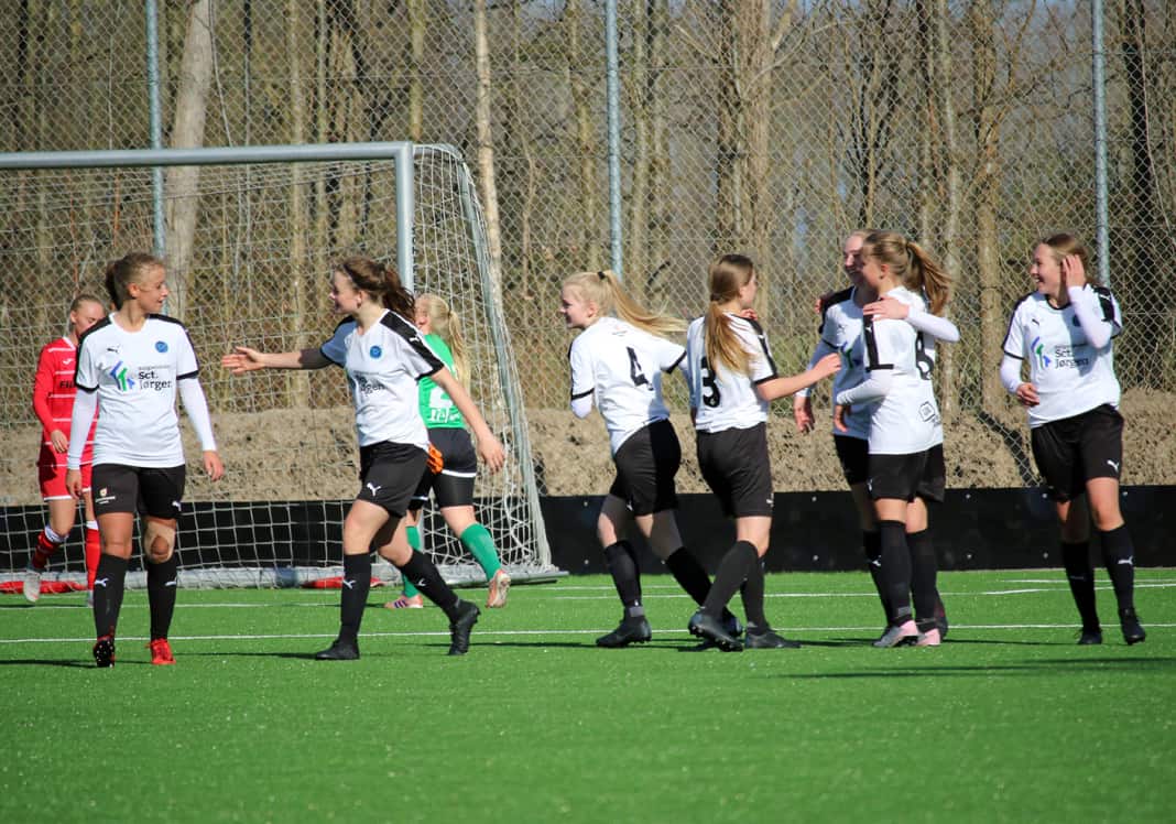 Team fik forårets første sejr i U18 DM Fodbold for piger
