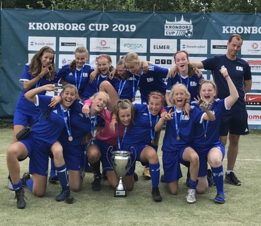 FA 2000’s pigeafdeling fortsætter successen.