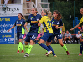 Marts, masser af fodbold og mesterskabsjagt