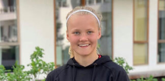 Chilis fodboldtrick er kendt fra Instagram – nu skal hun lære fra sig på fodboldcamp