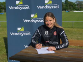 Laura Frank forlænger med AaB