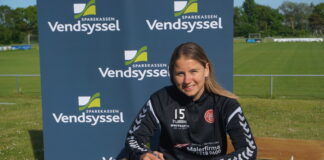 Laura Frank forlænger med AaB
