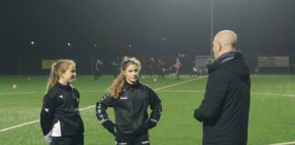 Pigefodbolden blomstrer på Djursland