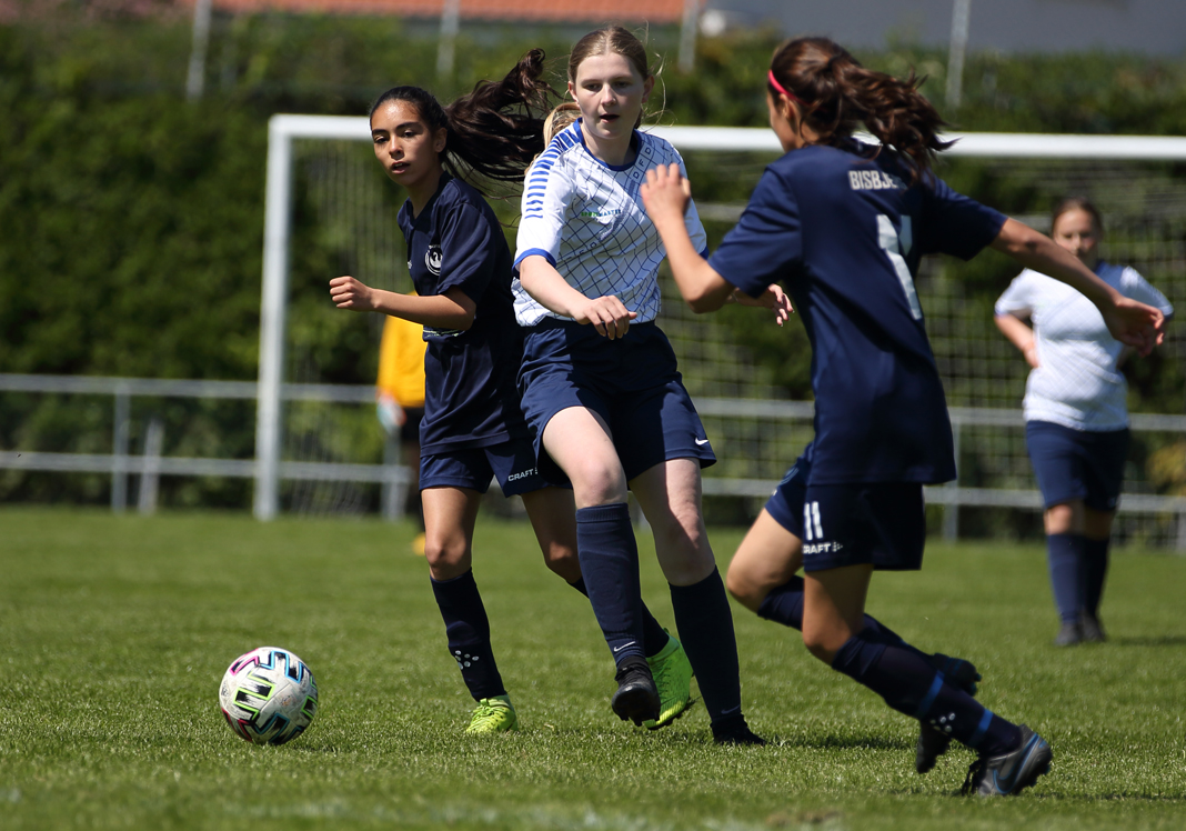 dechifrere Badeværelse teknisk Sidste dag på græs i FC Damsø - Fodbold for piger