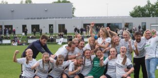 AGFs U16-DM vinder endnu en pokal