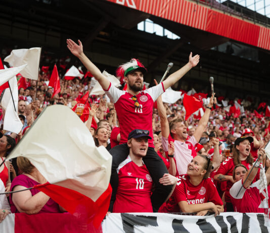 10.000 billetter solgt i Parken: DBU håber at slå tilskuerrekord