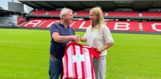 Topscorer skriver under på fast kontrakt i AaB