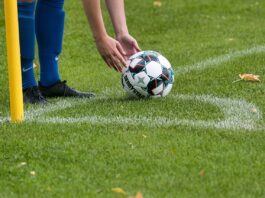 Flertal af kvinder: Nemmere at være mand i dansk fodbold