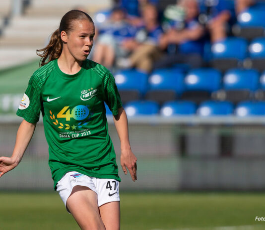 Karoline Olesen skifter til Everton