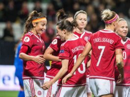 Johanna Rasmussen tager to år mere med landsholdet