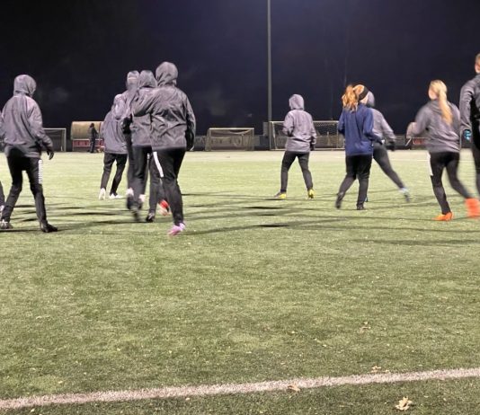 Nystartet kvindehold med høje ambitioner søger spillere