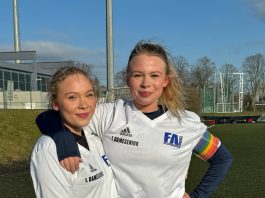 FA 2000s dygtige unge viser sig frem