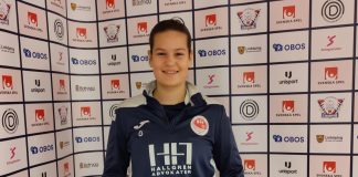 Sophia skal gå på gymnasiet og jagte fodbolddrømmen i svensk storklub