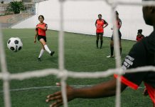 Fodbold er for alle: En sport for kvinder og piger – og alle andre