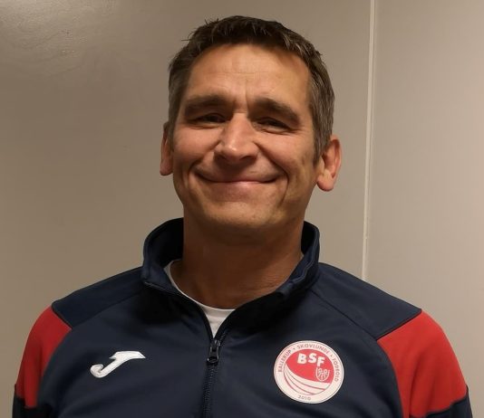 NY SPORTSCHEF TIL KVINDESENIOR AFDELINGEN