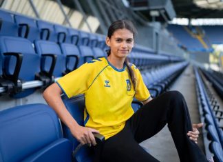 15-årige Mila Bischoff skriver 2-årig kontrakt med Brøndby IF