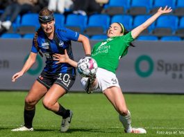 Unik dobbeltrolle giver Janelle Cordia ansvar på og uden for banen