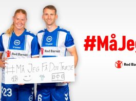 OB-spillere indsamler fodboldtrøjer til børnefamilier