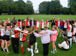 Trivsel og glæde skal få flere piger til at spille fodbold i København