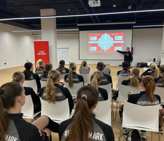 Ungdomslandstrænere: Sådan gør vi fælles spillestil til virkelighed