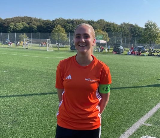 Amalie er startet på idrætsefterskole: “Det er fedt at få lov at spille så meget fodbold”
