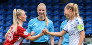 Rie var eneste kvindelige fodbolddommer på Fyn: “Nu er vi fem – det er fantastisk”