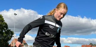 “Det er fedt at man både kan være på efterskole og stadig være en del af en klub”