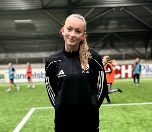 Julie er startet på efterskole: “Jeg vil ud min komfortzone og møde nye mennesker”