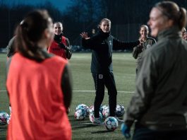 Marie Olesen om rejsen fra skadet spiller til træner i A-ligaen: Jeg blev bidt af det