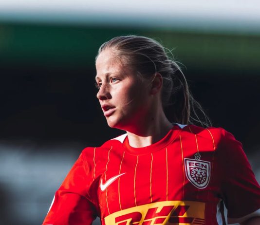Frederikke Holmberg skifter til svensk fodbold
