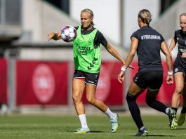 Hvem bliver verdens bedste? Pernille Harder i Top 10