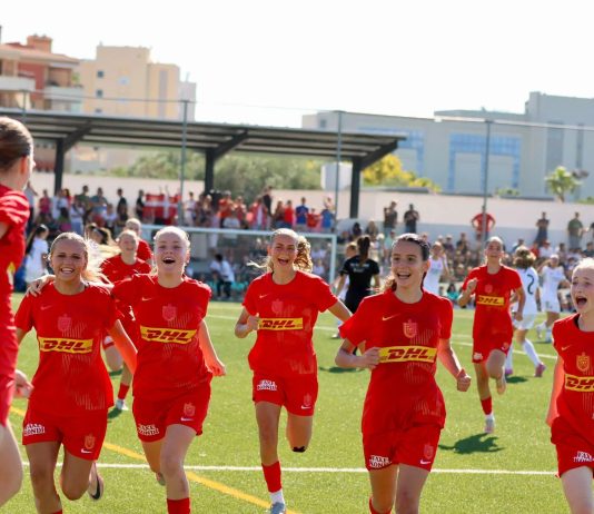 FC Nordsjællands U16-piger vinder stor international turnering