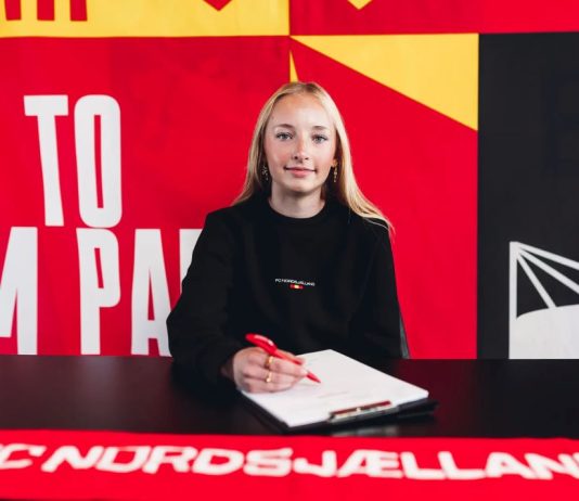 15-årige Caroline får kontrakt i FC Nordsjælland