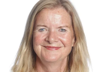 Gymnasierektor i opråb: Kvindefodbold skal ikke kopiere herrernes model