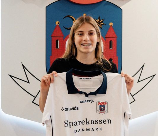 15-årigt AGF-talent skriver sin første kontrakt