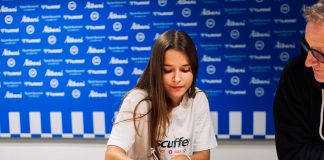 Yngste nogensinde: OB skriver med 15-årigt talent