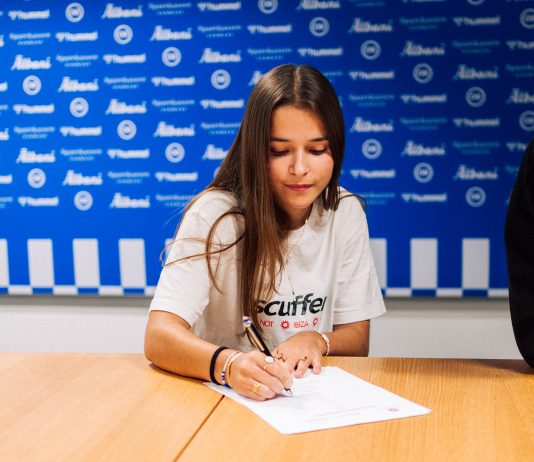 Yngste nogensinde: OB skriver med 15-årigt talent