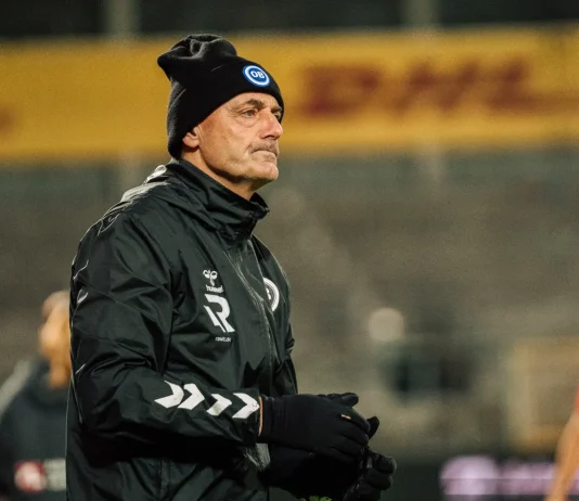 OB fyrer Peer Lisdorf efter skuffende efterår