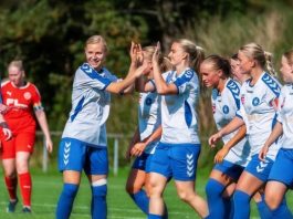 Vejgaard Boldspilsklub kåret som bedste seriehold i KvindePokalen