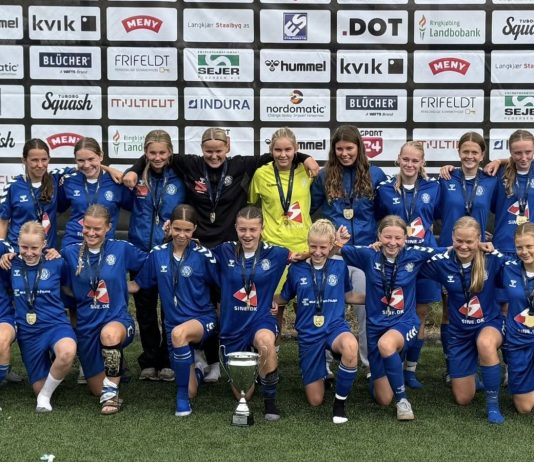 Mod, energi og fællesskab har båret Haderslevs U16-piger frem
