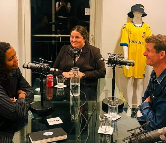 Kampen for lige vilkår i fodbold: ‘Det burde ikke være en debat, det burde være en selvfølge’