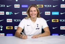 Tottenham belønner Olivia Møller Holdt med lang aftale