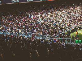 Vild weekend: Nye tilskuerrekorder i USA og Frankrig med næsten 100.000 på tribunerne