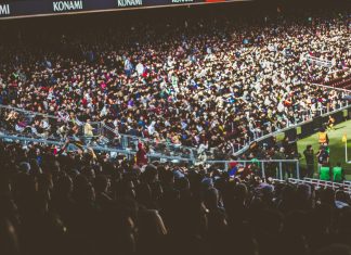 Vild weekend: Nye tilskuerrekorder i USA og Frankrig med næsten 100.000 på tribunerne