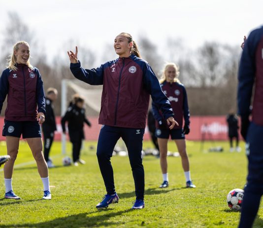 Fløe i høj kurs: Michelsen spår dansk rekordtransfer til sommer